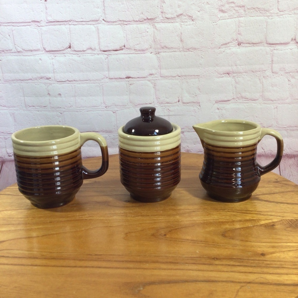 Vintage Three Tone Brown Ribbed Stoneware Covered Sugar Creamer Mug Set